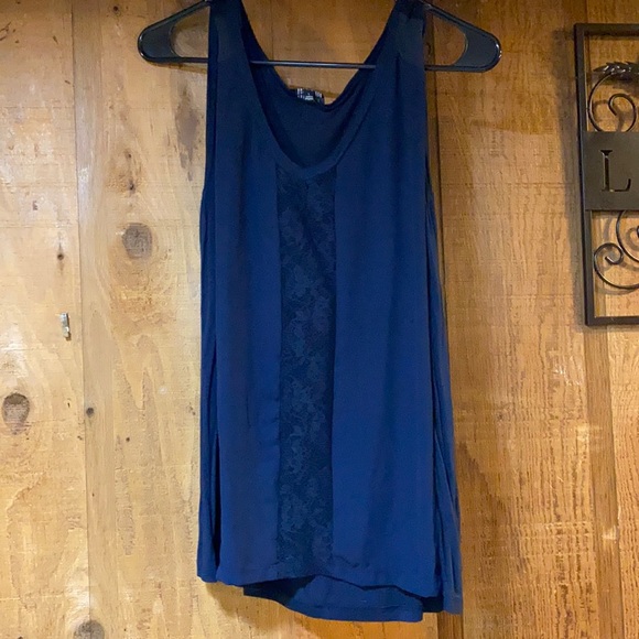 Used, The Limited, Navy, tank top, size large - Picture 1 of 4